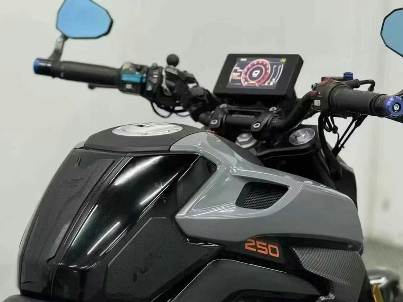 二手春风250NK