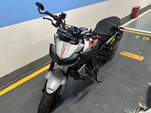 二手雅马哈MT-09