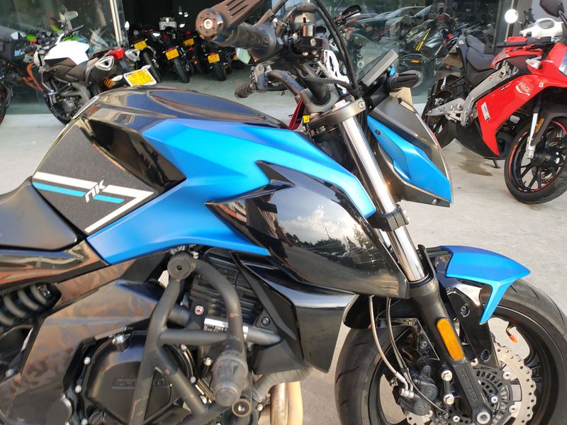 二手春风400NK