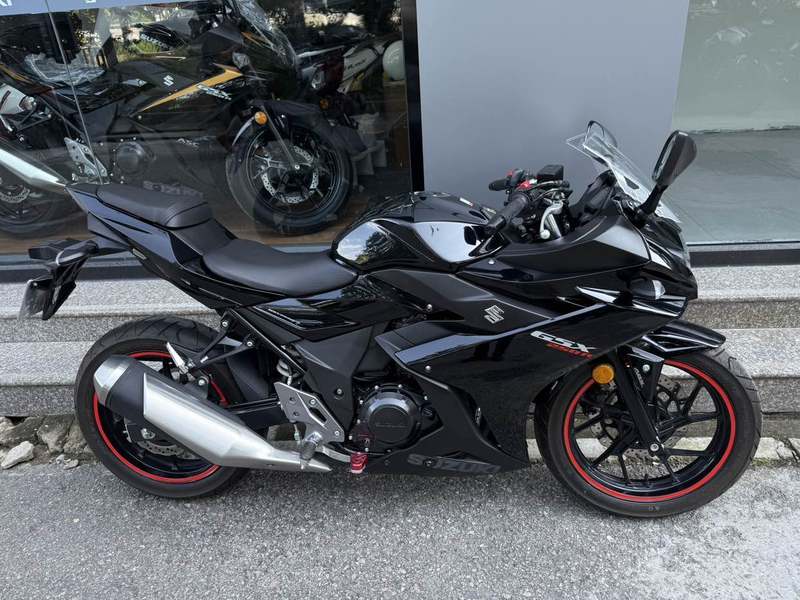 二手豪爵铃木GSX250R