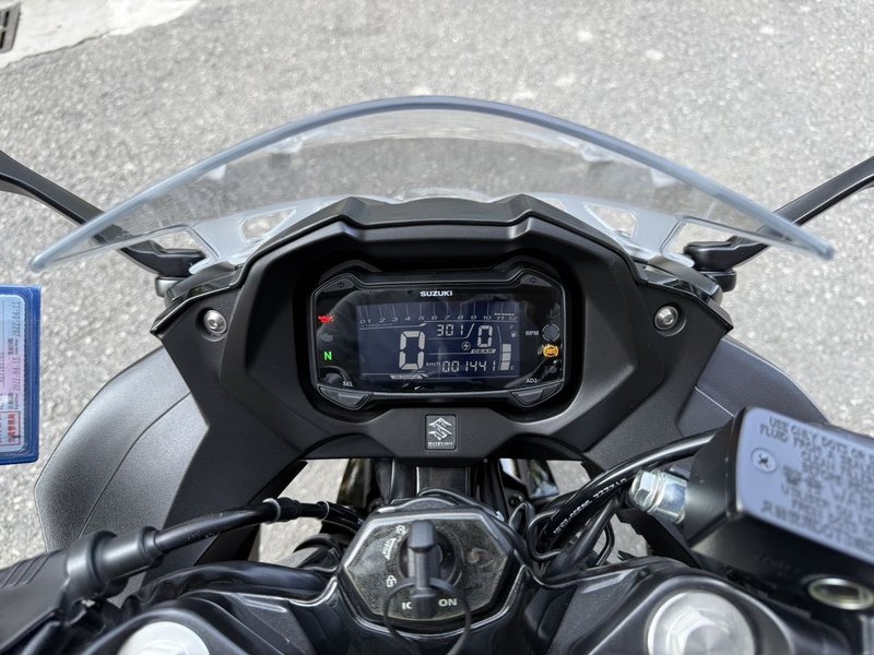 二手豪爵铃木GSX250R