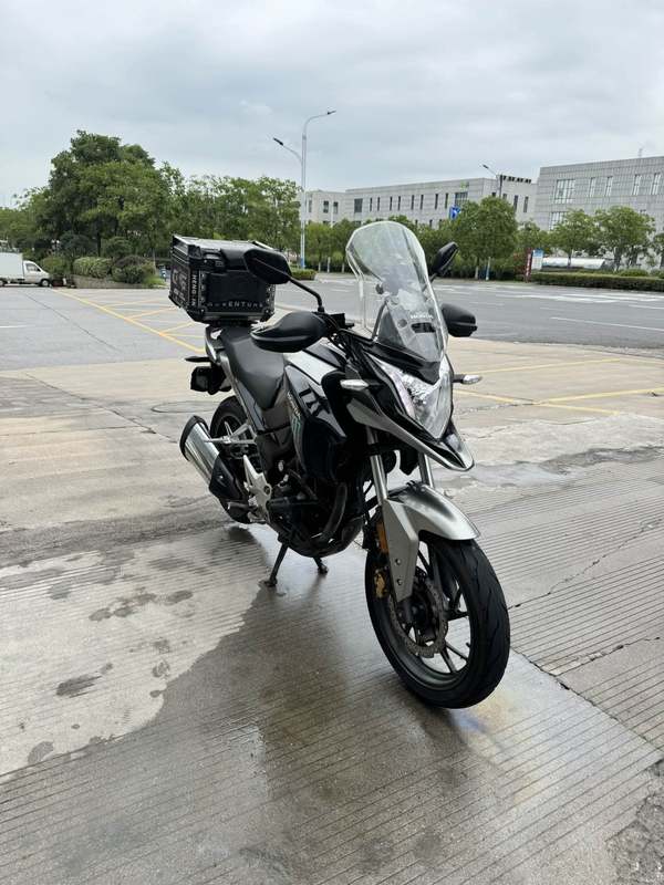 二手五羊本田猛鸷 CB190X