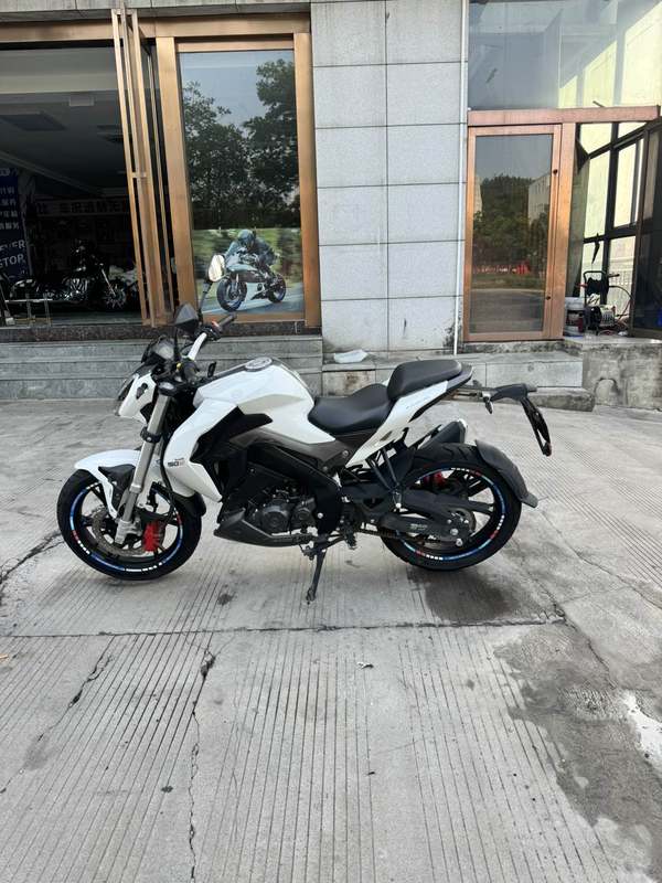 二手贝纳利小迅龙 BN150S