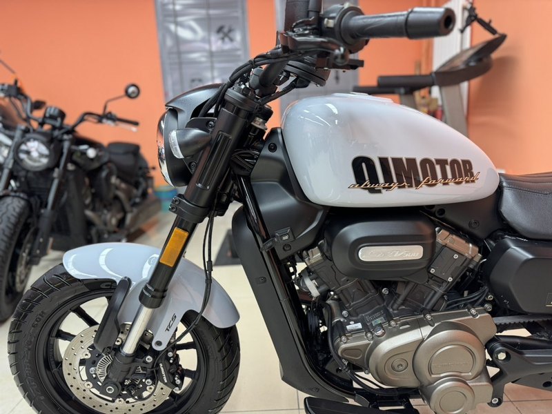 二手QJMOTOR闪300