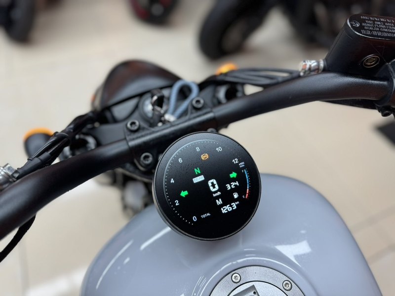 二手QJMOTOR闪300