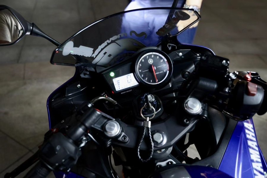 二手雅马哈YZF-R15