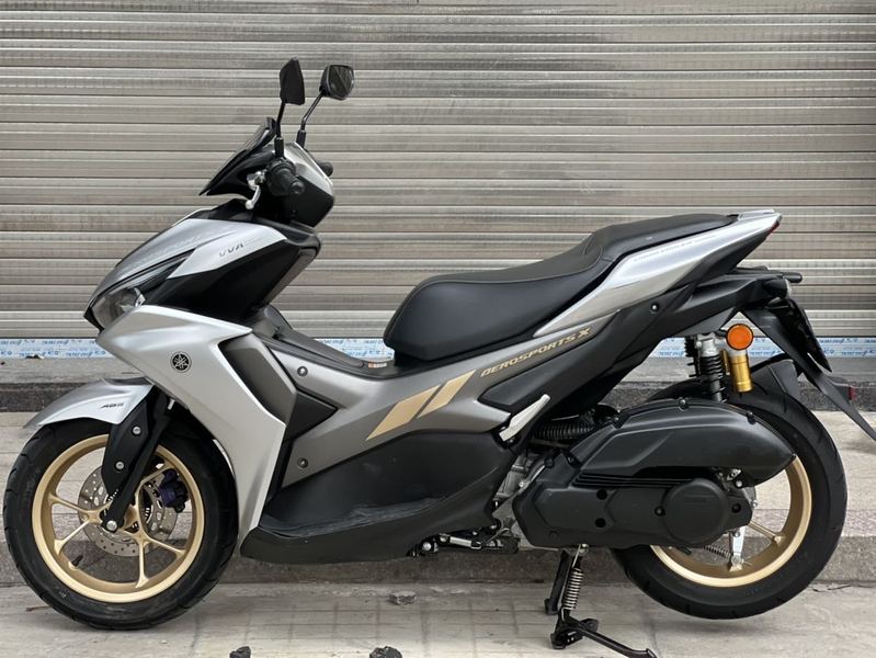 二手雅马哈AEROSPORTS X
