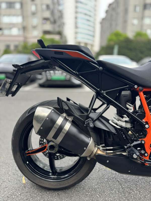 二手KTMR2R1290 Super Duke GT
