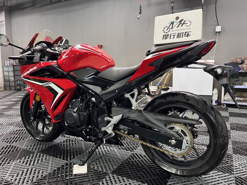 二手本田CBR400R