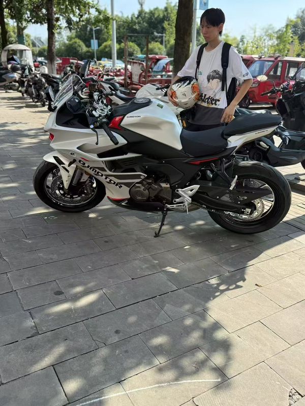 二手QJMOTOR赛550S