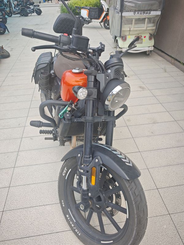 二手QJMOTOR闪250
