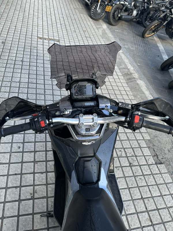 二手布雷斯通极宙 ADV150