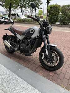 二手贝纳利幼狮 Leoncino 500