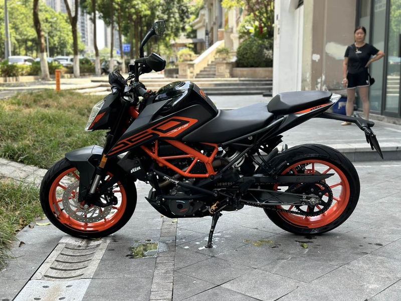 二手KTMR2R250 Duke