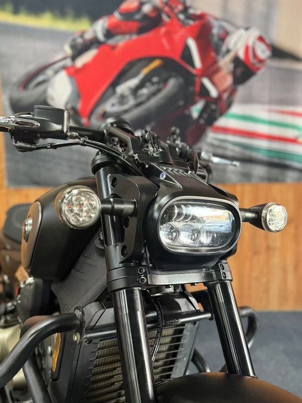 二手QJMOTOR闪600
