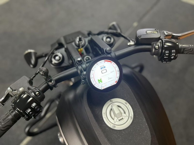 二手QJMOTOR闪600
