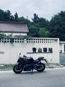 二手贝纳利龙卷风 Tornado 402R