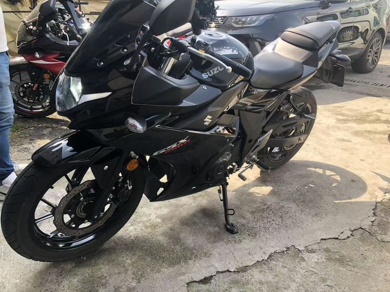 二手豪爵铃木GSX250R