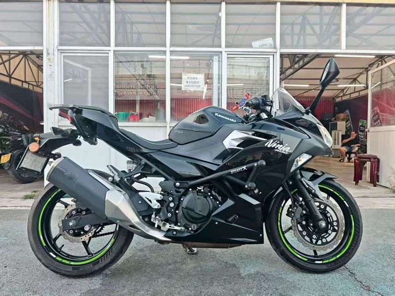 二手川崎Ninja 400
