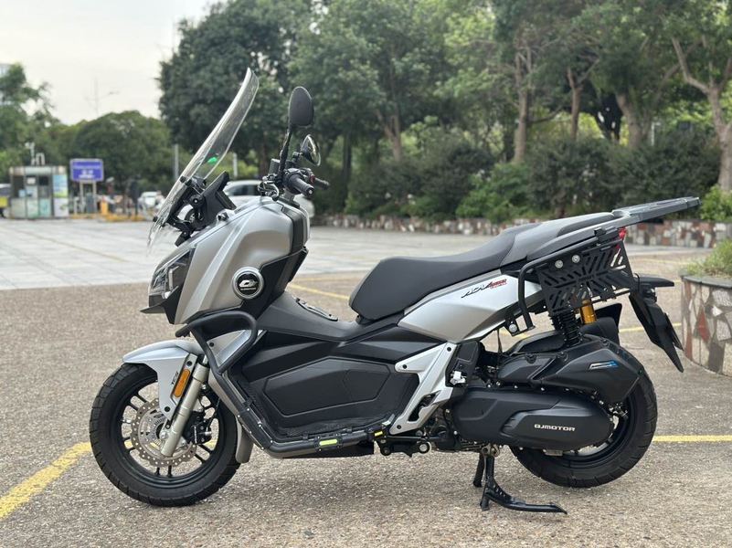 二手QJMOTOR鸿250ADV