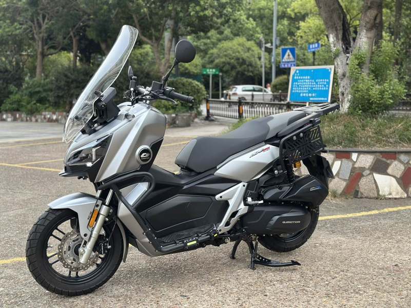 二手QJMOTOR鸿250ADV