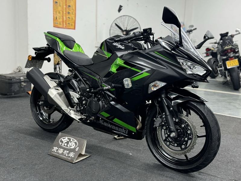 二手川崎Ninja 400