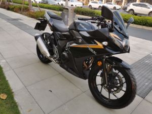 二手豪爵铃木GSX250R