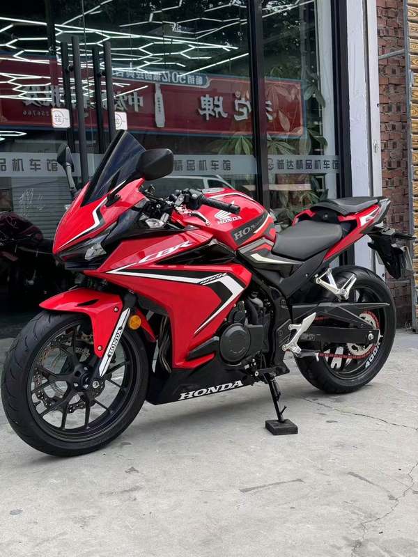 二手本田CBR400R