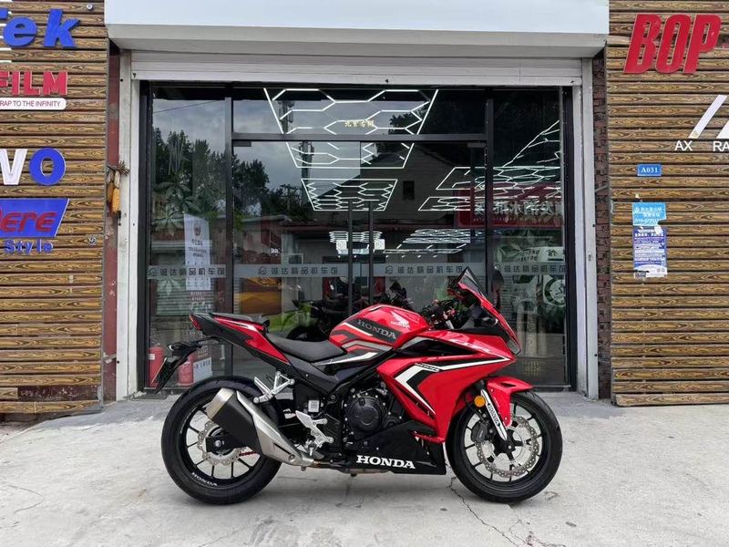 二手本田CBR400R