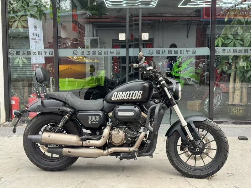 二手QJMOTOR闪300