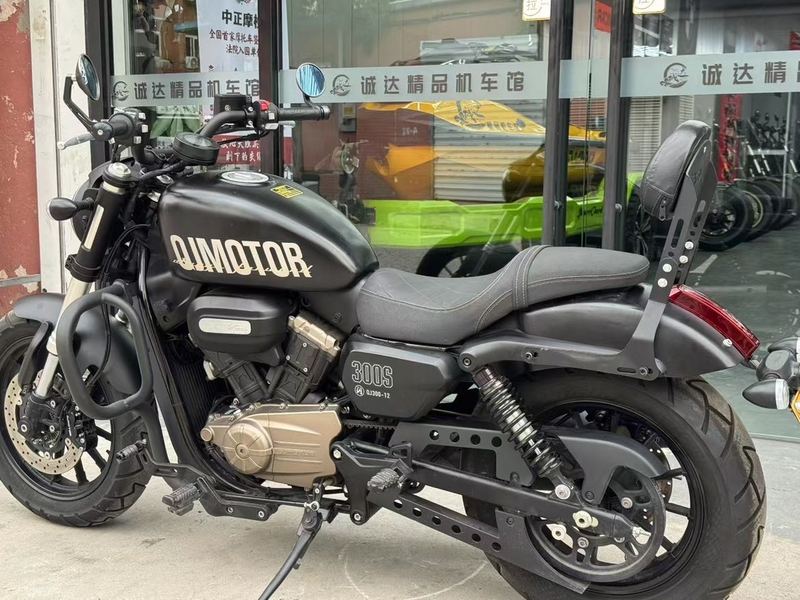 二手QJMOTOR闪300