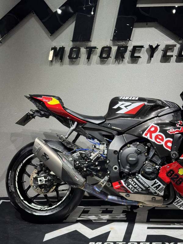 二手雅马哈YZF-R1