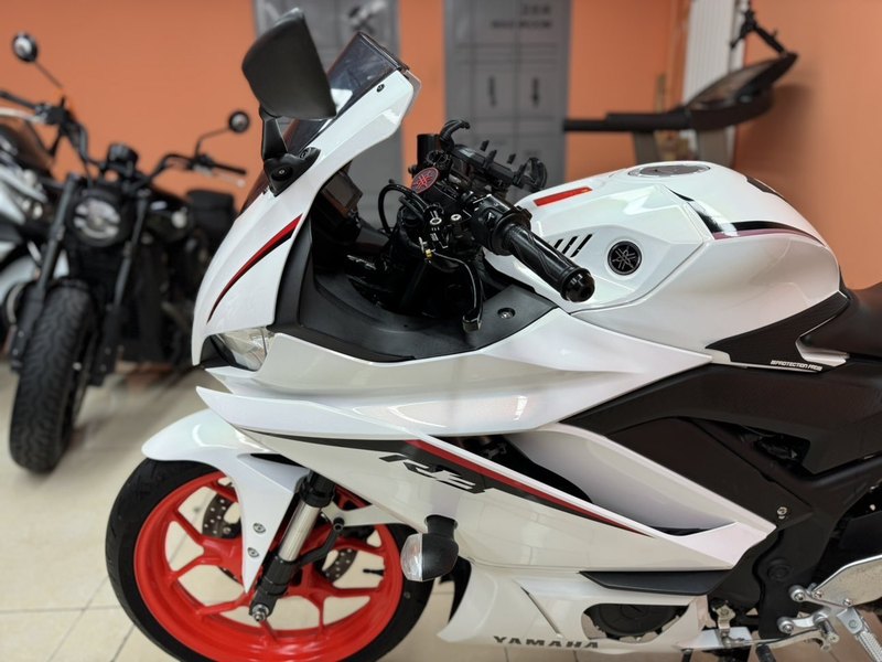 二手雅马哈YZF-R3