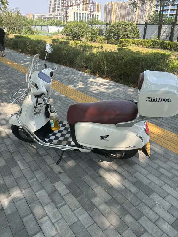 二手五羊本田NWF125