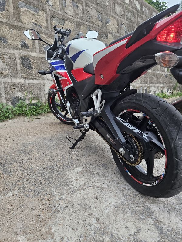 二手本田CBR300R