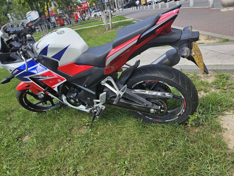 二手本田CBR300R