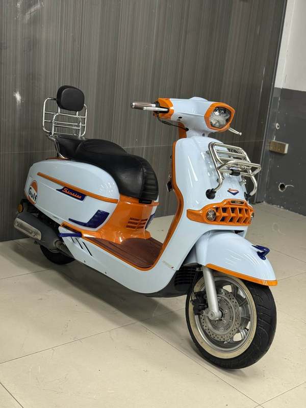 二手维多利亚Sixties 300i