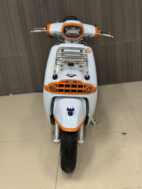 二手维多利亚Sixties 300i