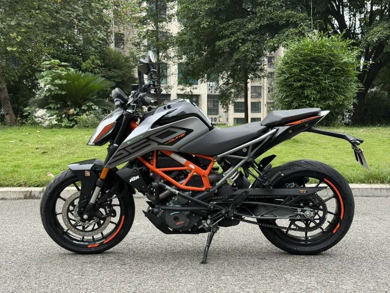 二手KTMR2R250 Duke
