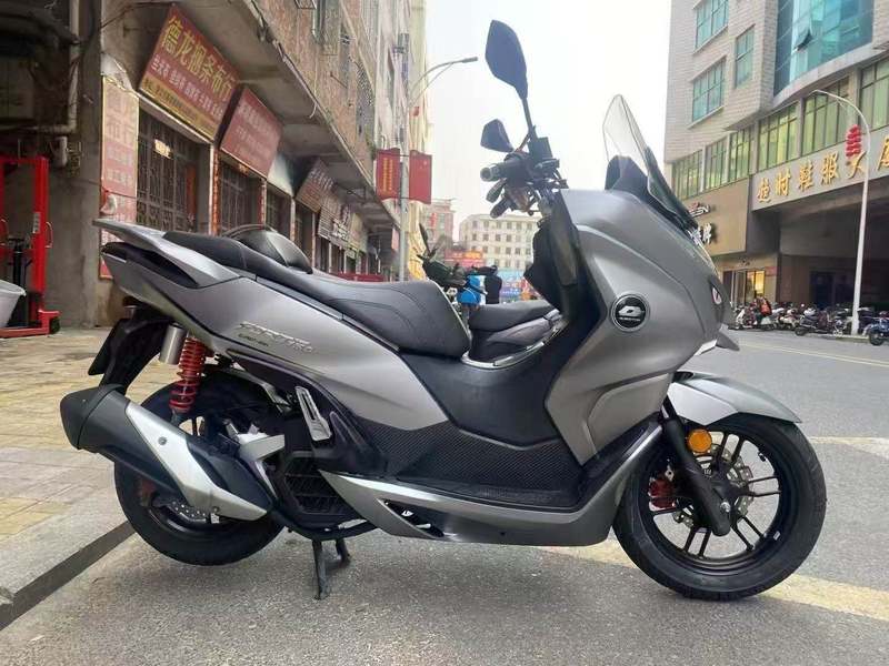 二手QJMOTOR鸿150