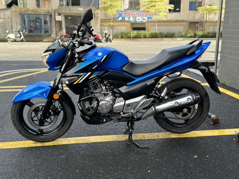 二手豪爵铃木骊驰 GW250