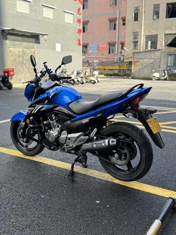 二手豪爵铃木骊驰 GW250