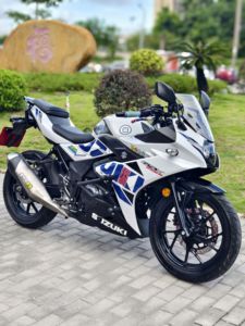 二手豪爵铃木GSX250R