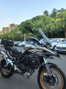 二手贝纳利TRK552