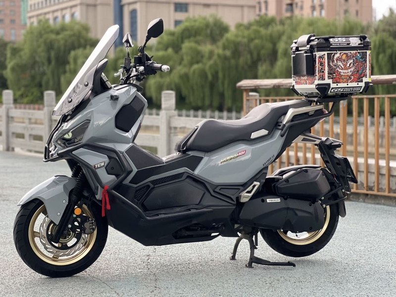 二手三阳哈士奇 Husky ADV150