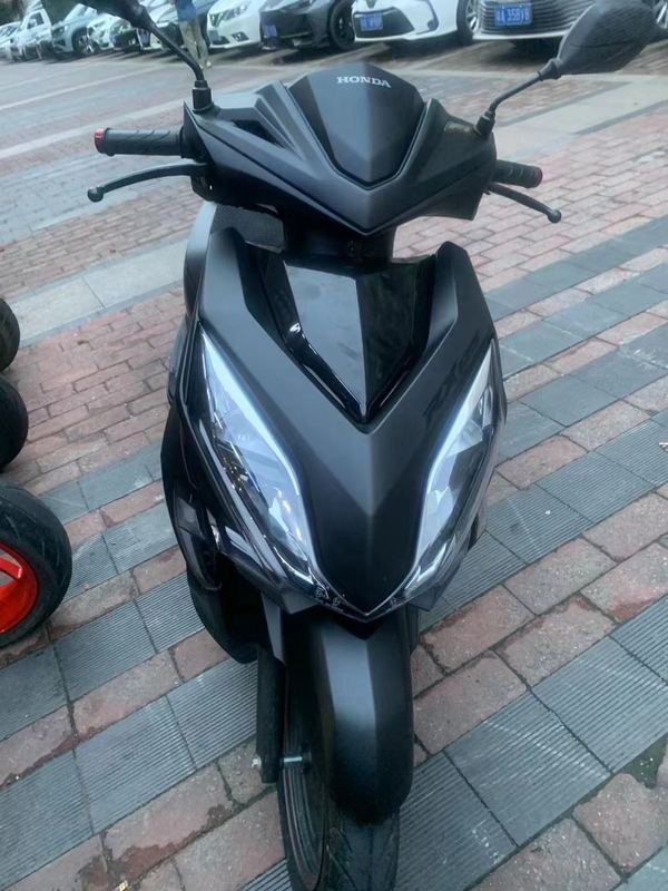 二手新大洲本田裂行 RX125Fi