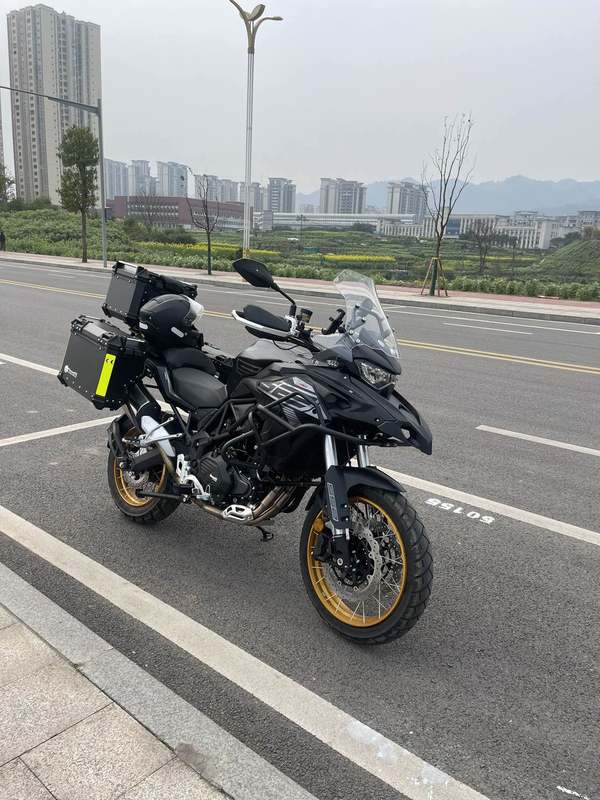 二手贝纳利TRK552