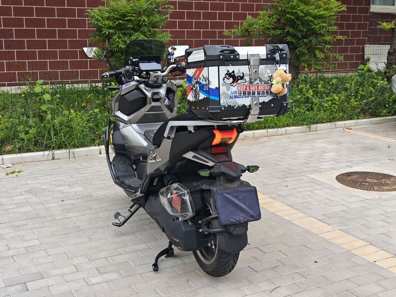 二手三阳哈士奇 Husky ADV150
