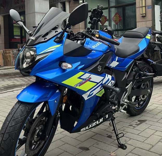 二手豪爵铃木GSX250R