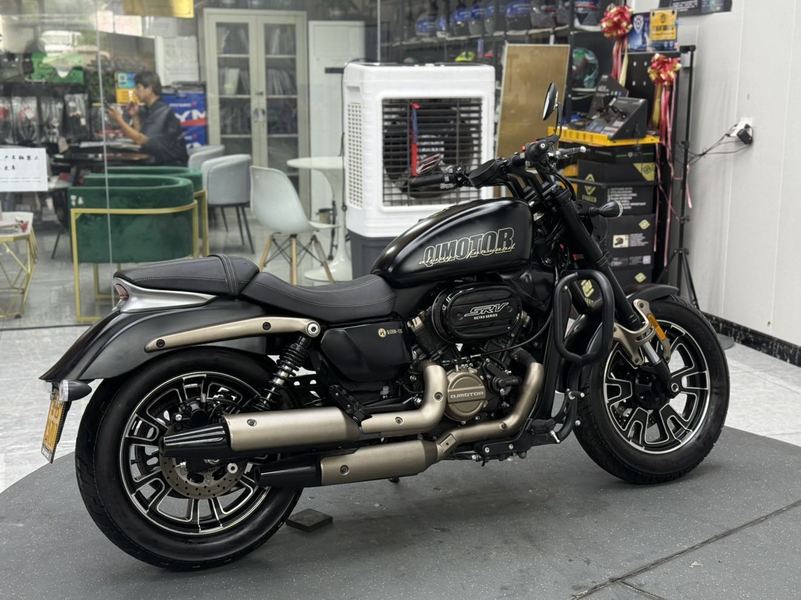 二手QJMOTOR闪350